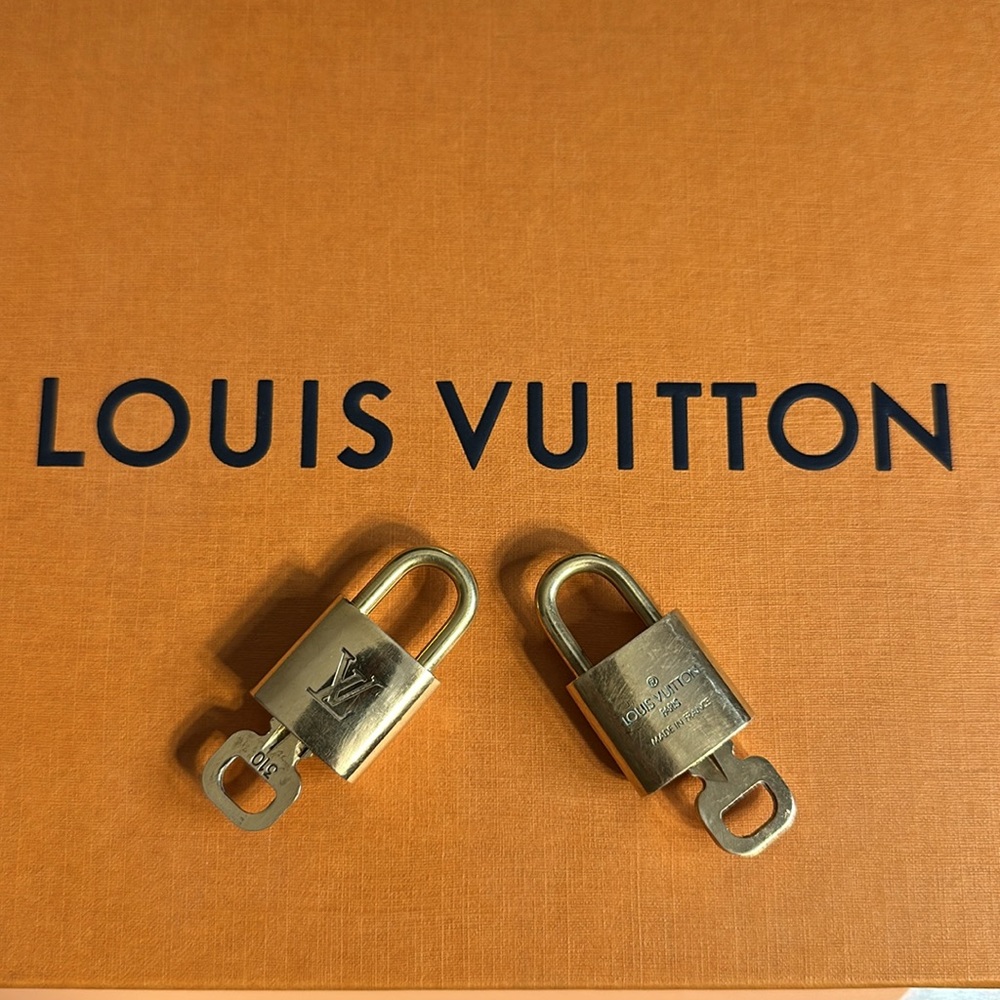 Louis Vuitton 1 Lock & 1 Key #320 ✨Authentic✨ Matching Set - Picture 11 of 12
